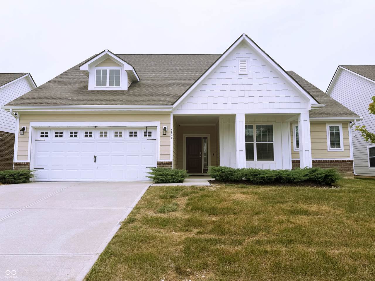 2538 Riviera Place - Photo 1