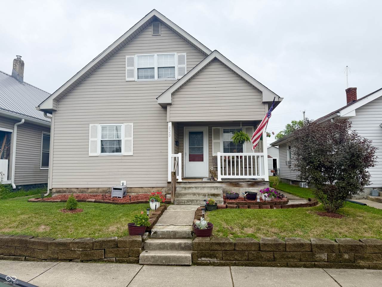 820 Blanchard Street - Photo 1
