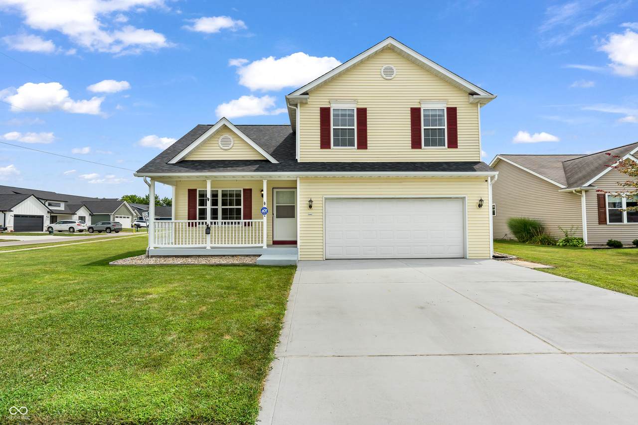 3096 Natasha Drive - Photo 1