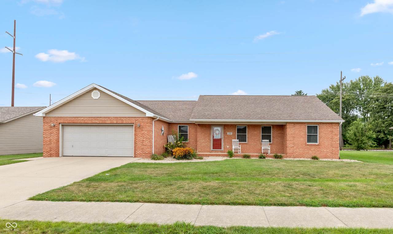 108 Stevens Drive - Photo 1