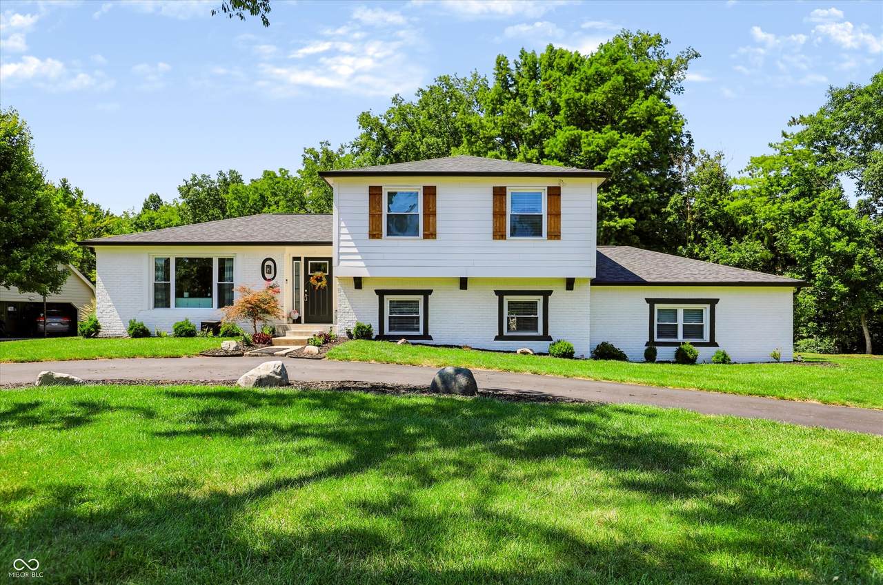 11024 Lakeshore Drive - Photo 1