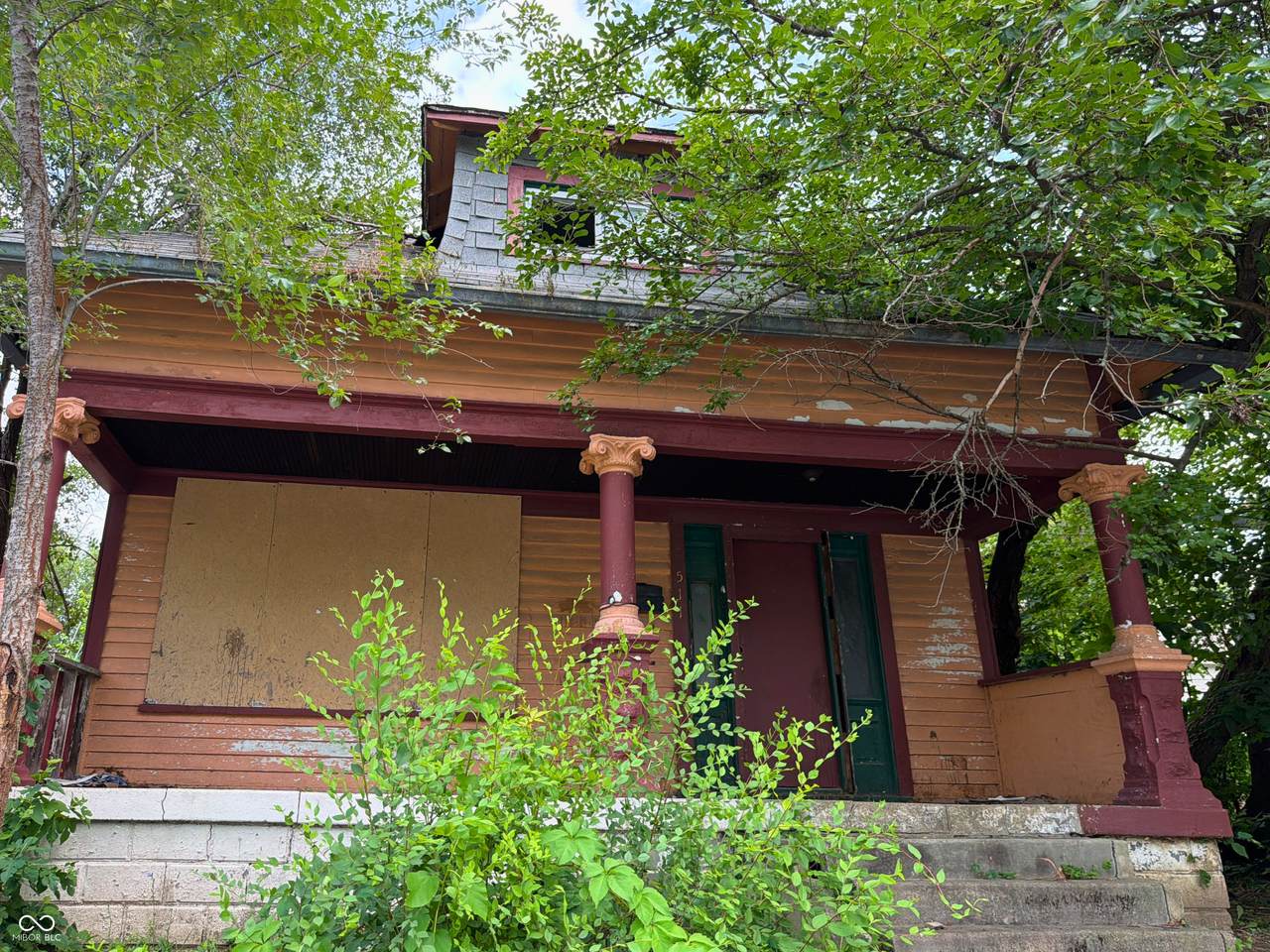 511 Gray Street - Photo 1