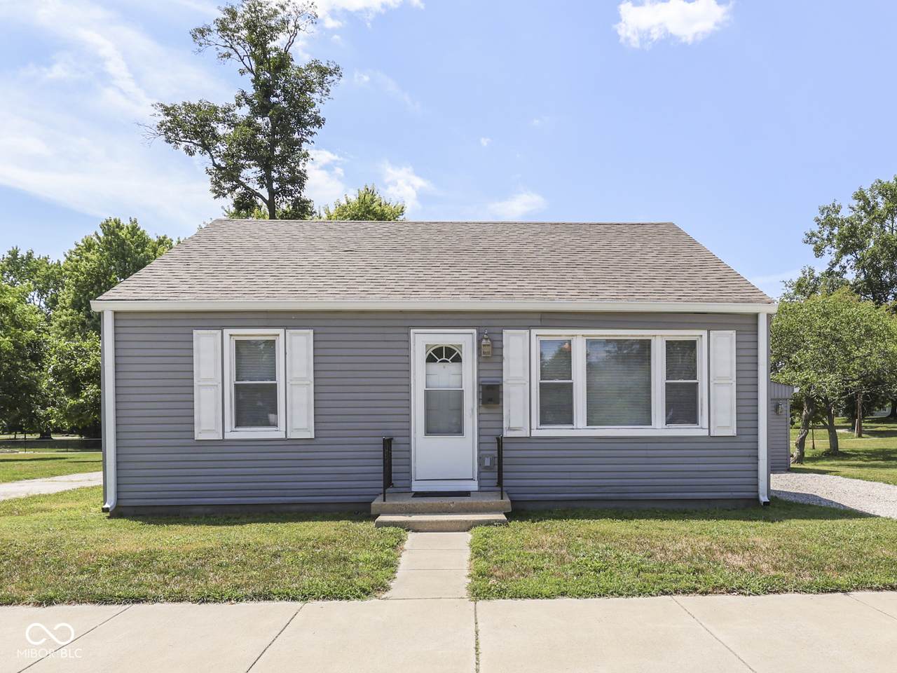 420 Main Street - Photo 1