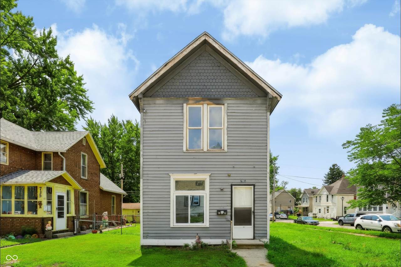 739 Poplar - Photo 1