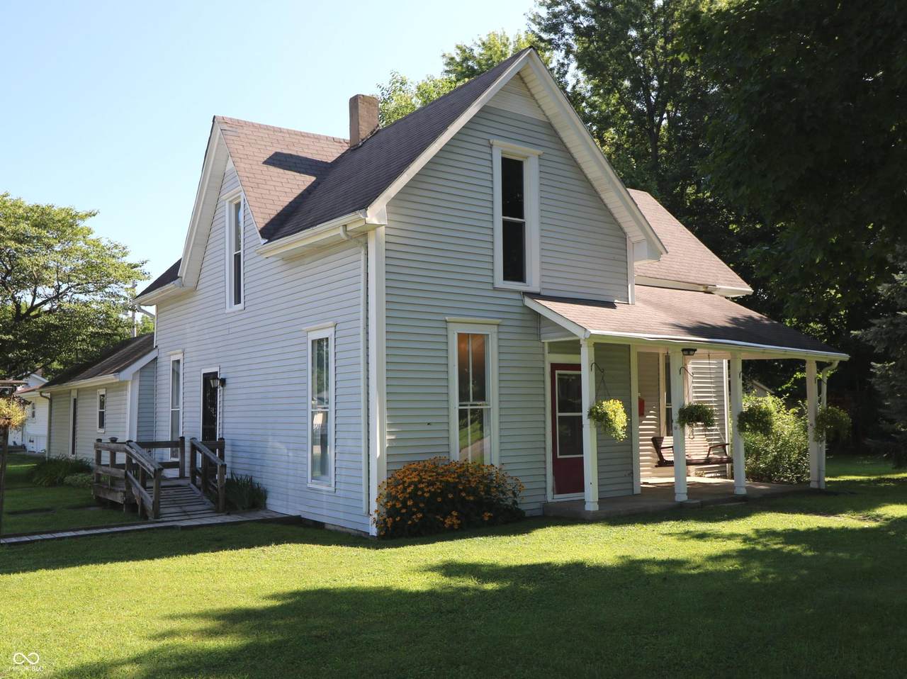 302 Washington Street - Photo 1
