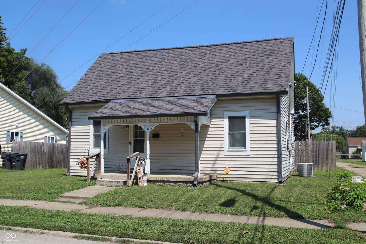 119 Baldwin Street - Photo 1