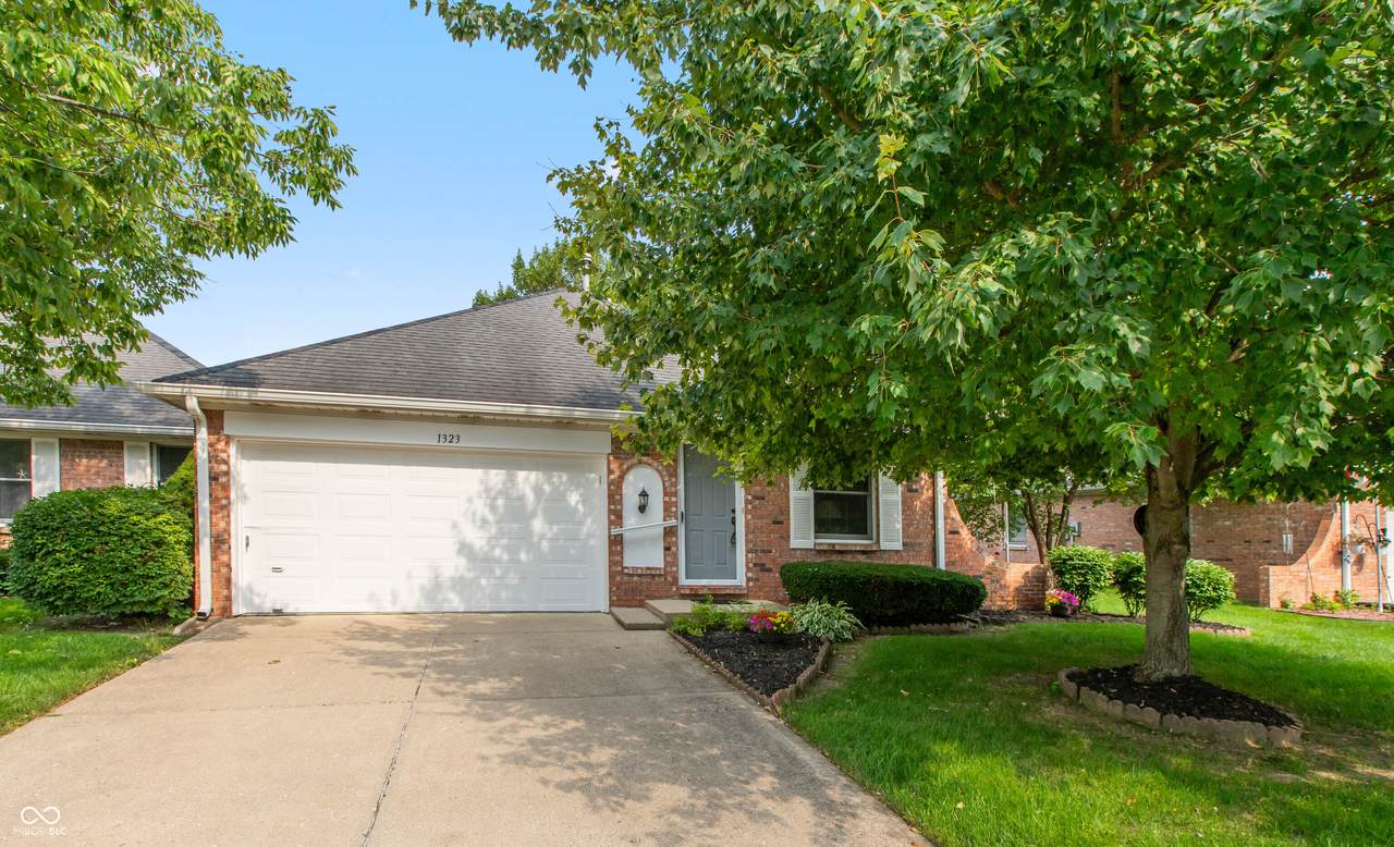 1323 Holiday Lane - Photo 1