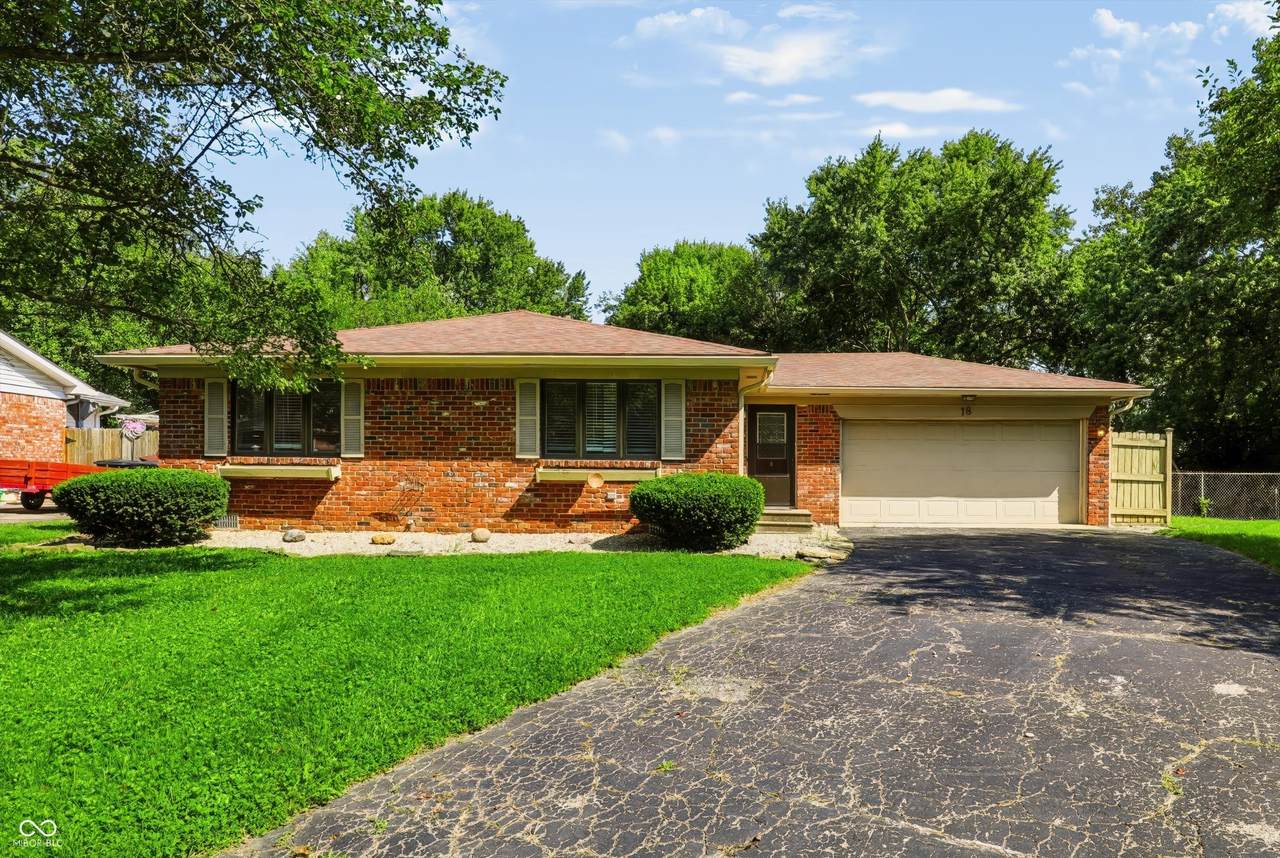 18 Roderick Court - Photo 1