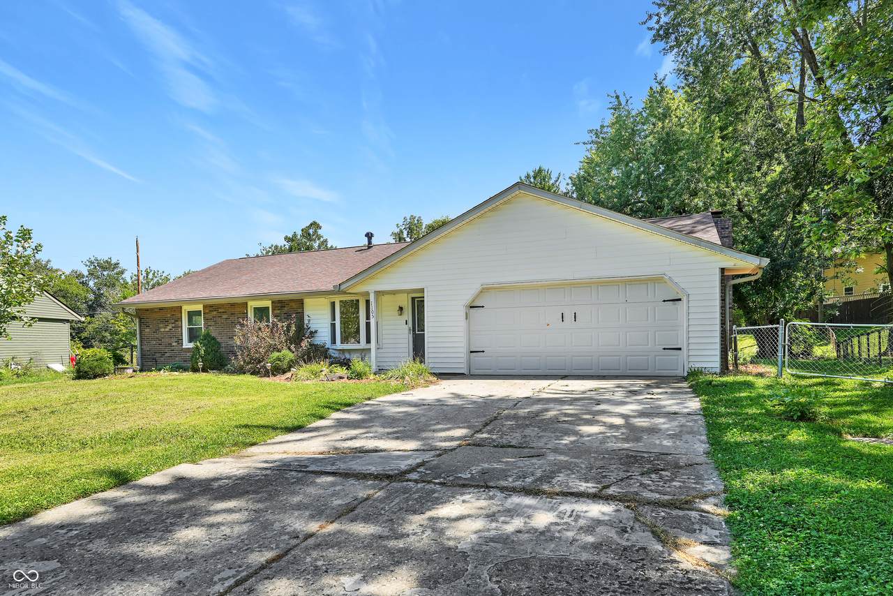 1105 Brookside Lane - Photo 1