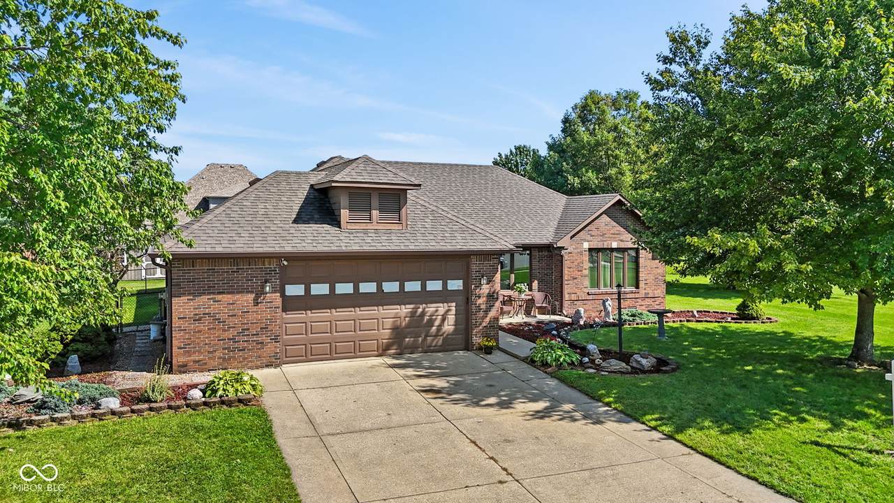 1360 Kanterbury Lane - Photo 1