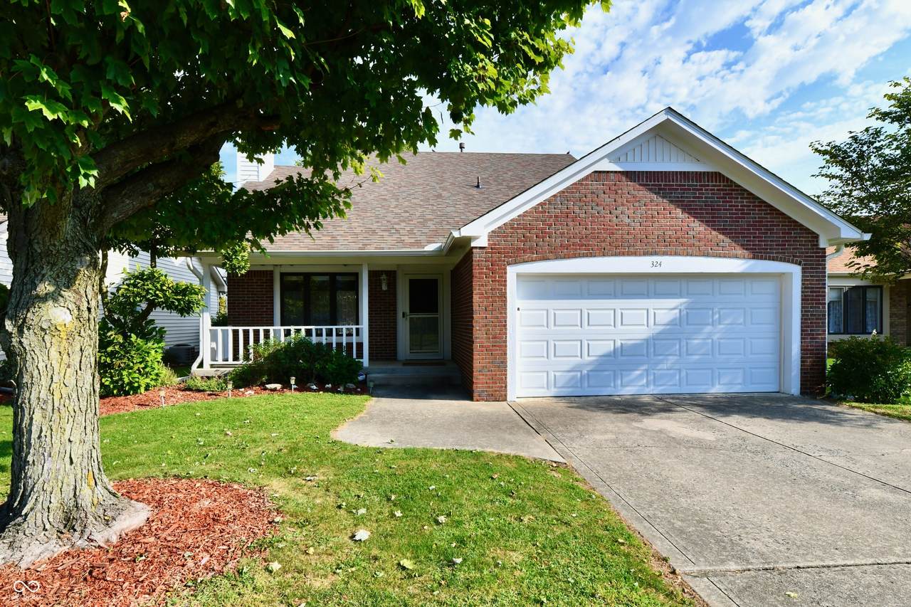 324 Suncrest Drive - Photo 1