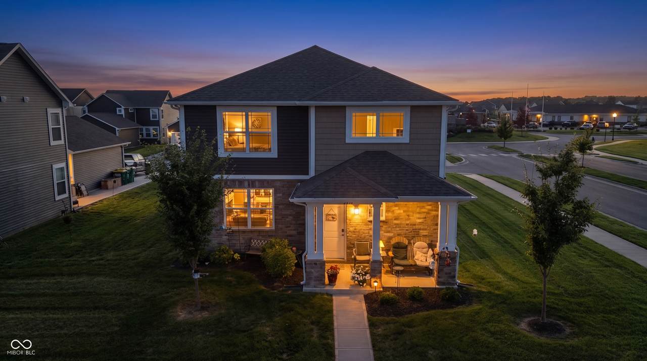 2656 Lamar Drive - Photo 1