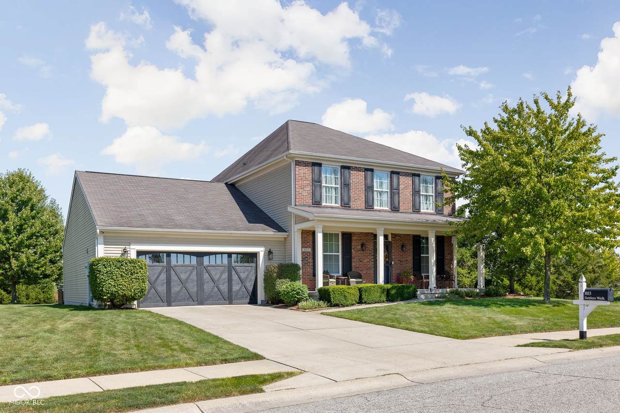 803 Settlers Walk - Photo 1
