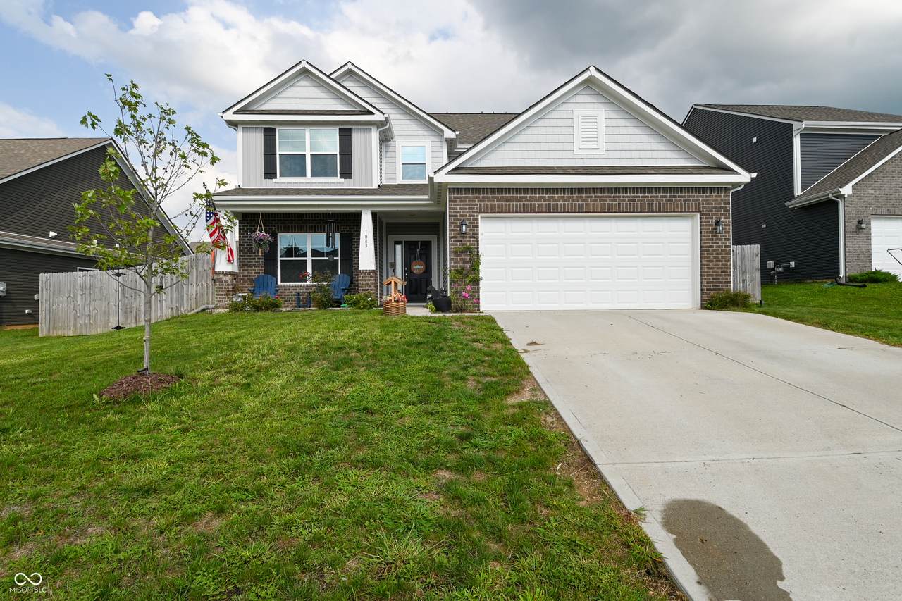 1083 Aries Boulevard - Photo 1