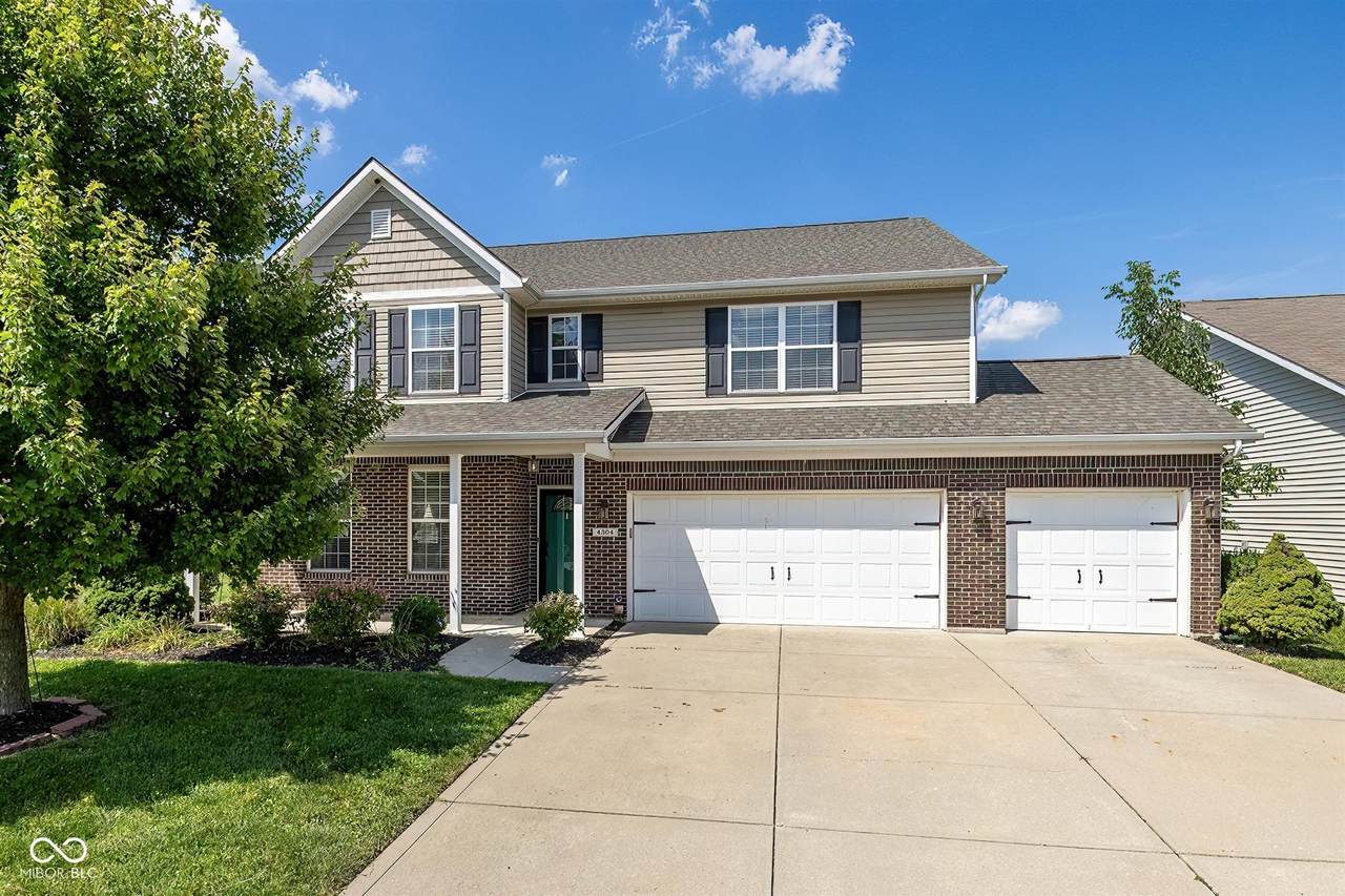 4304 Amesbury Place - Photo 1