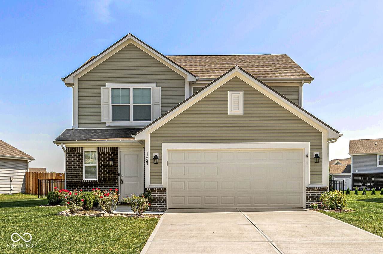1623 Regatta Drive - Photo 1