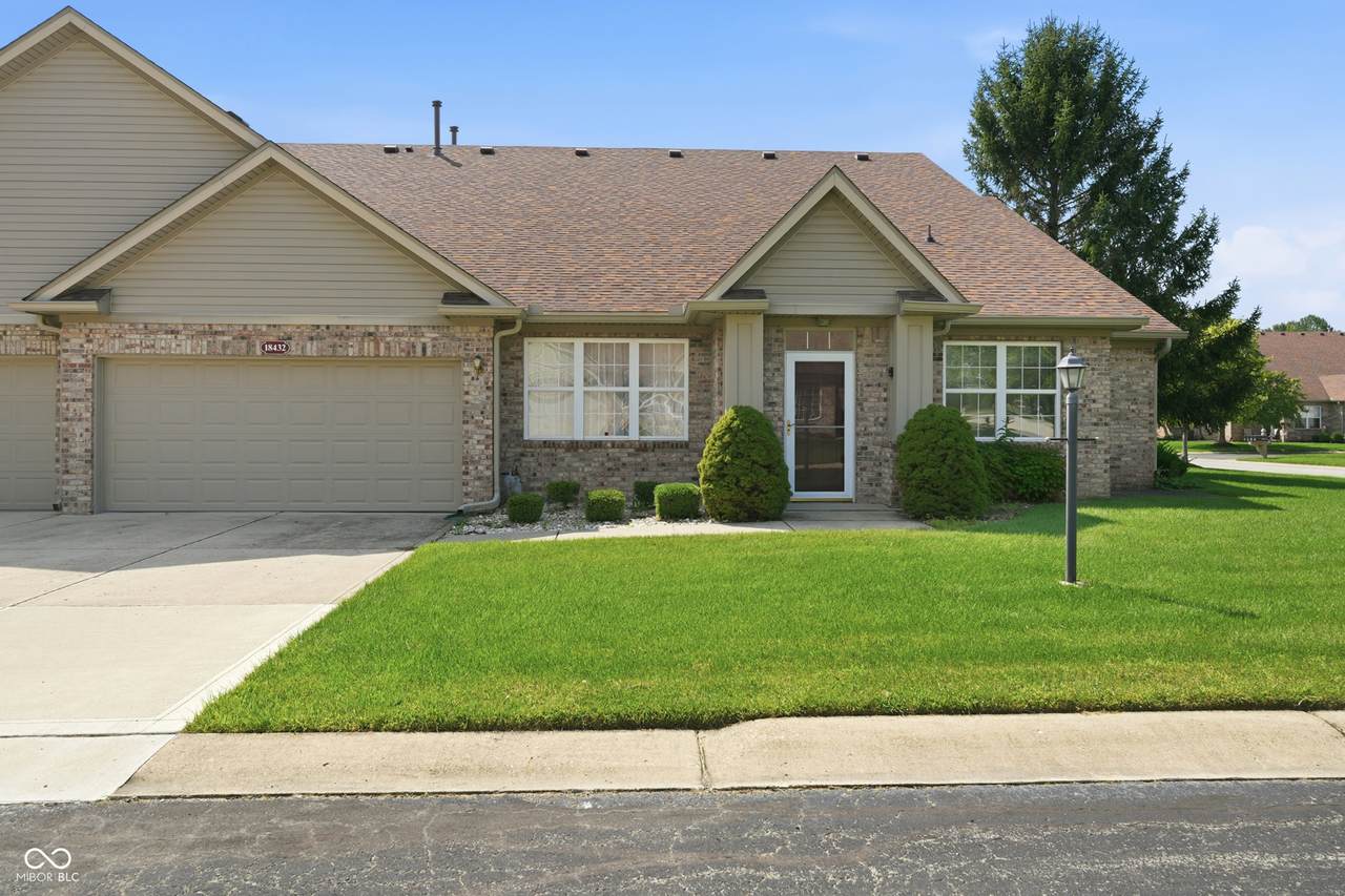 18432 Piers End Drive - Photo 1