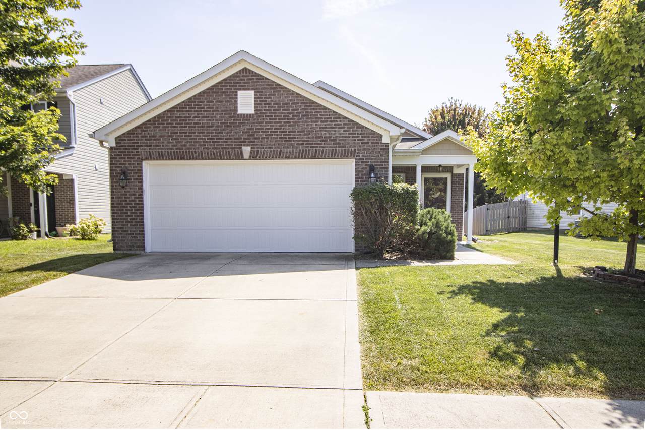19398 Links Lane - Photo 1