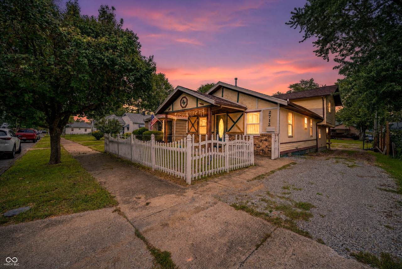 2712 Fletcher Street - Photo 1