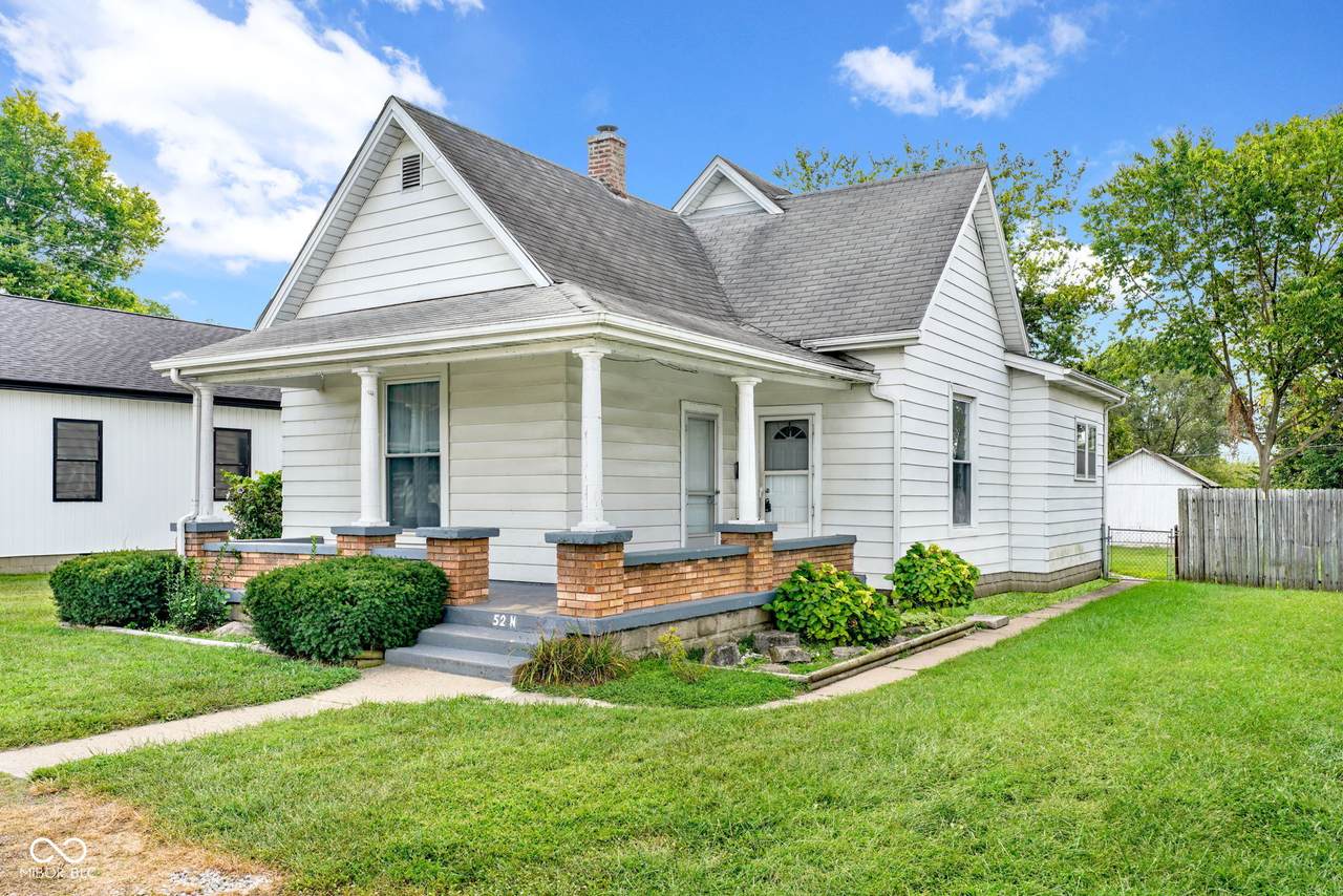 52 Hinman Street - Photo 1