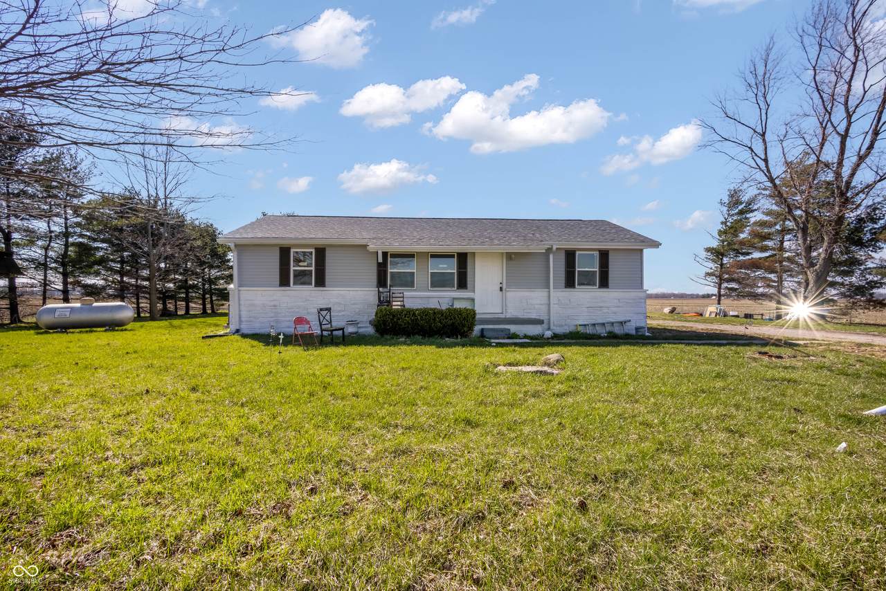 27440 Six Points Road - Photo 1