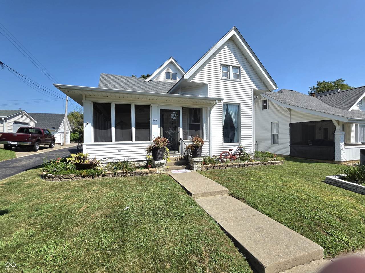 320 Hendricks Street - Photo 1