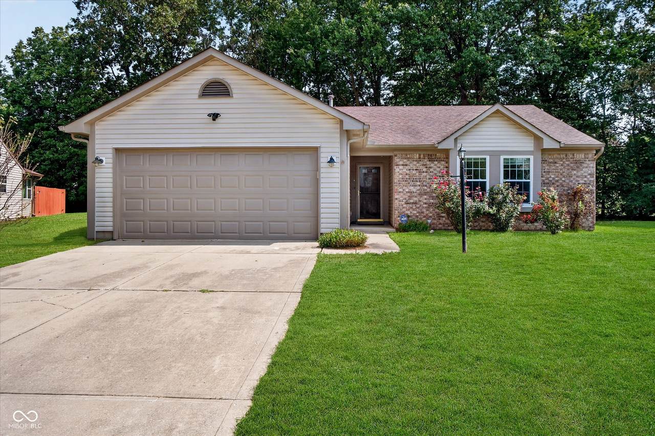 7449 Grandview Drive - Photo 1