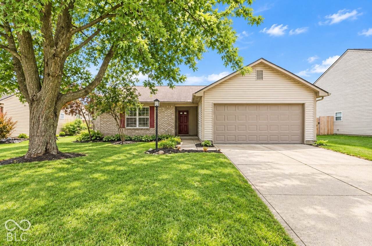 18084 Sanibel Circle - Photo 1
