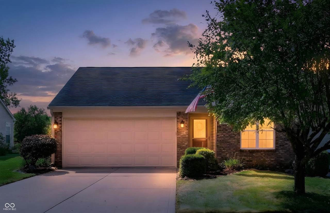2053 Acorn Boulevard - Photo 1