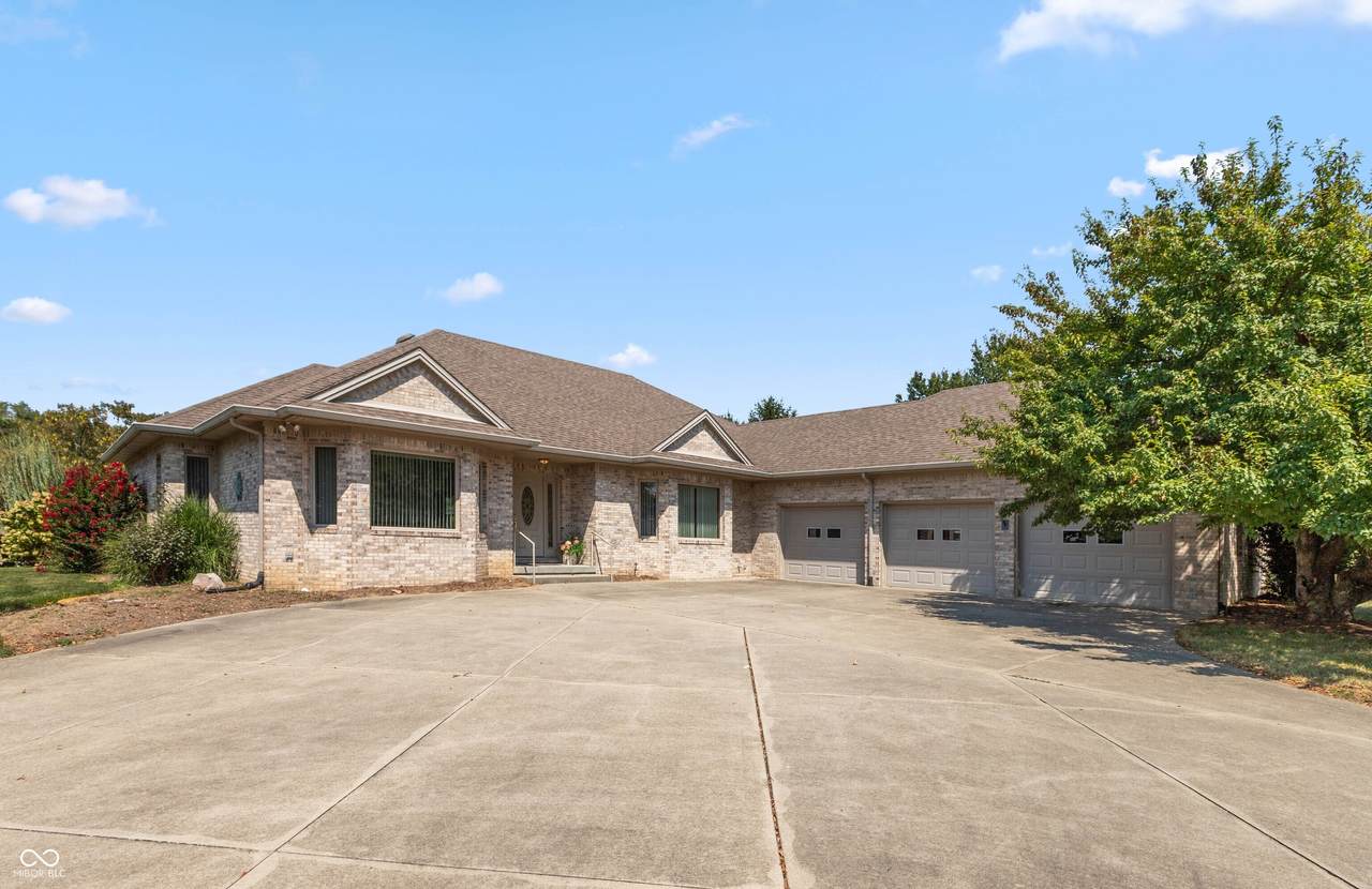 505 Kelly Drive - Photo 1
