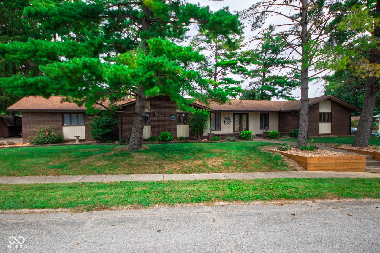 8452 Lamira Lane - Photo 1