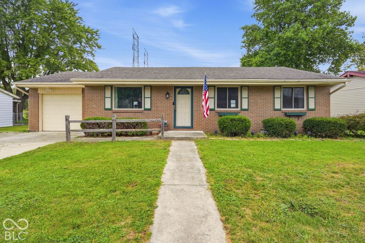 2608 Maple Drive - Photo 1