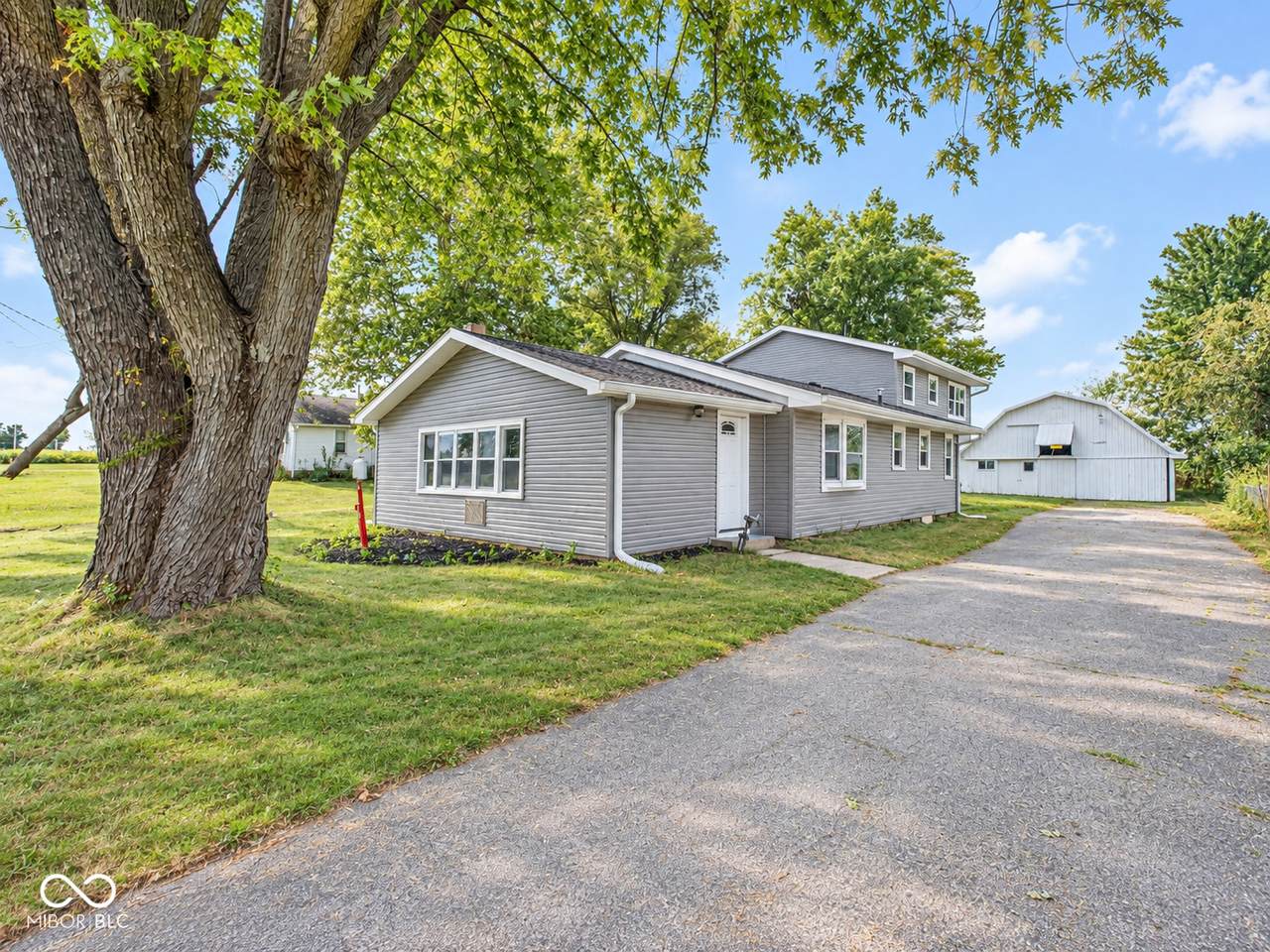 9477 700 - Photo 1