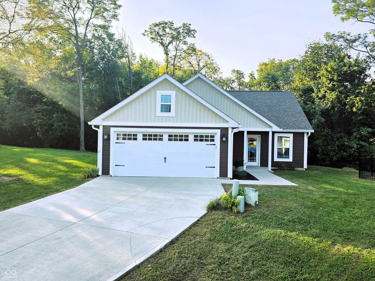1134 Johns Court - Photo 1