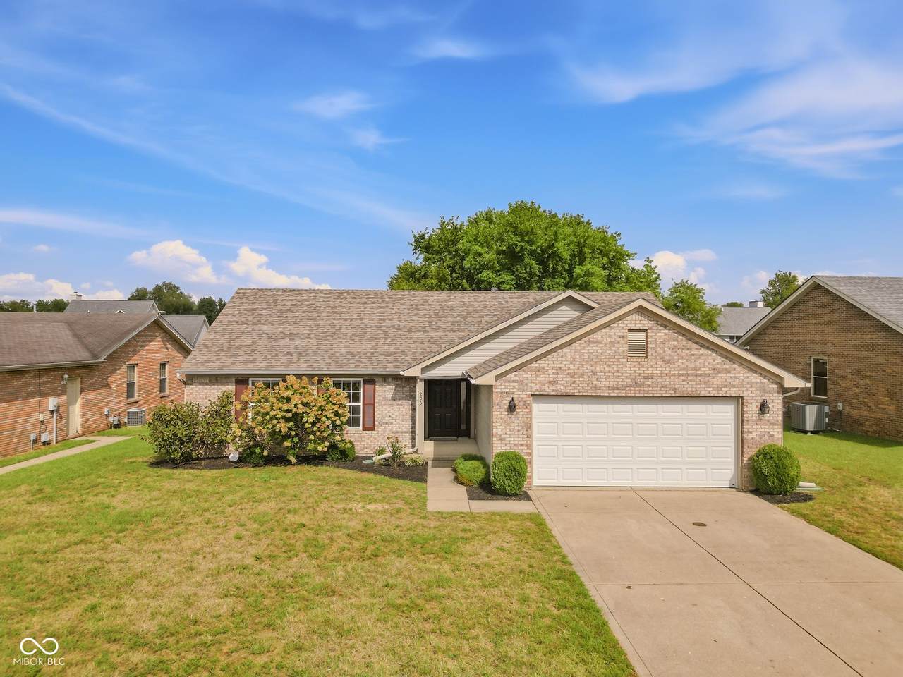 206 Bishop - Photo 1