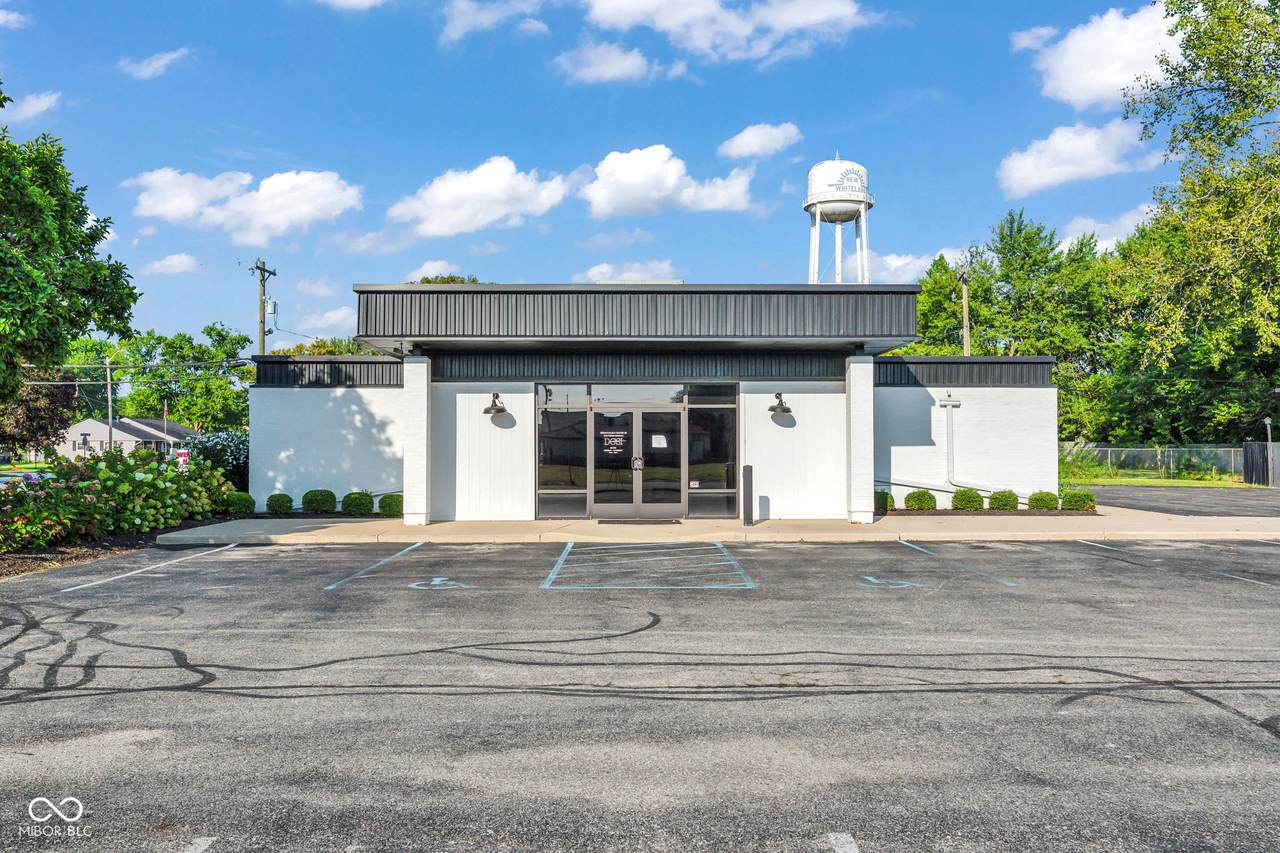 340 Tracy Road - Photo 1