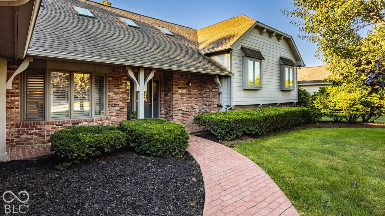 9037 Pinecreek Way - Photo 1