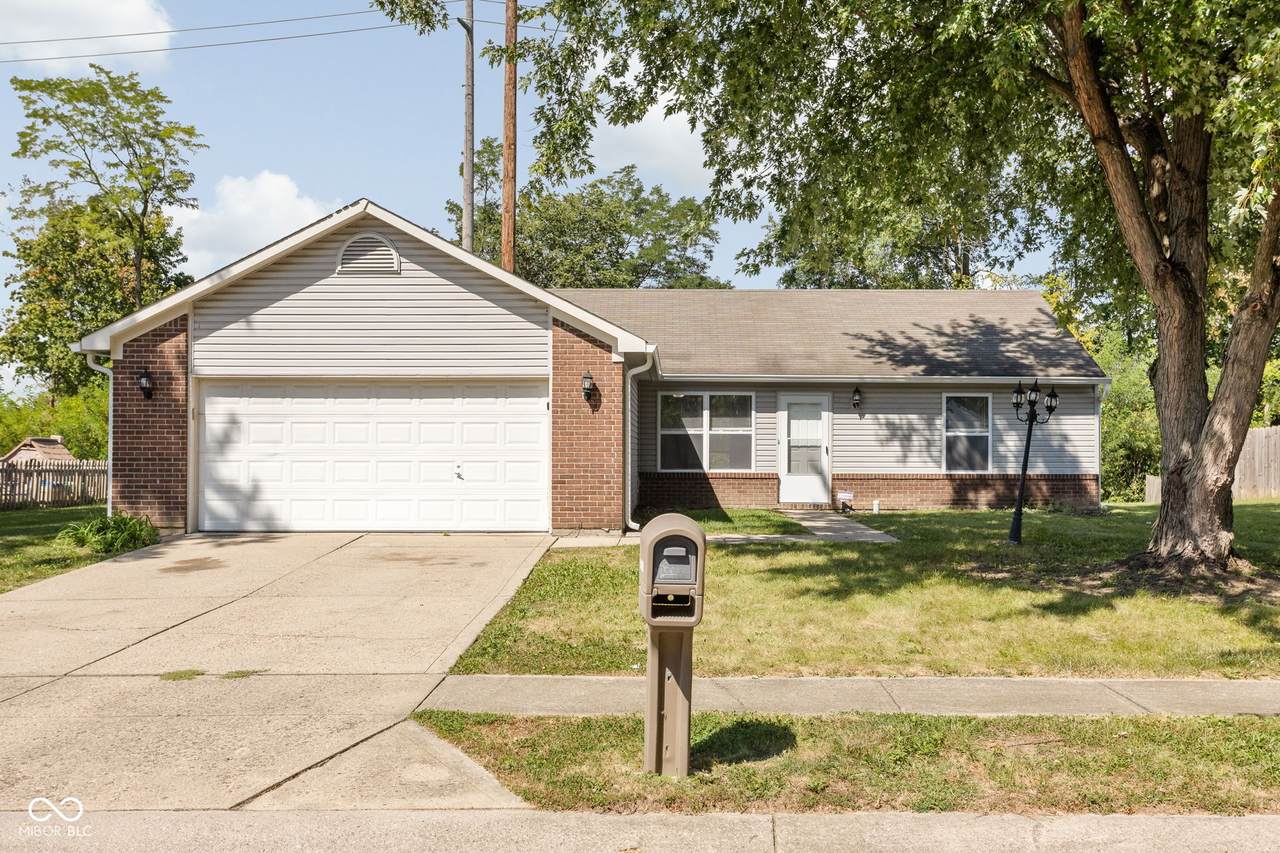 11408 Carly Way - Photo 1