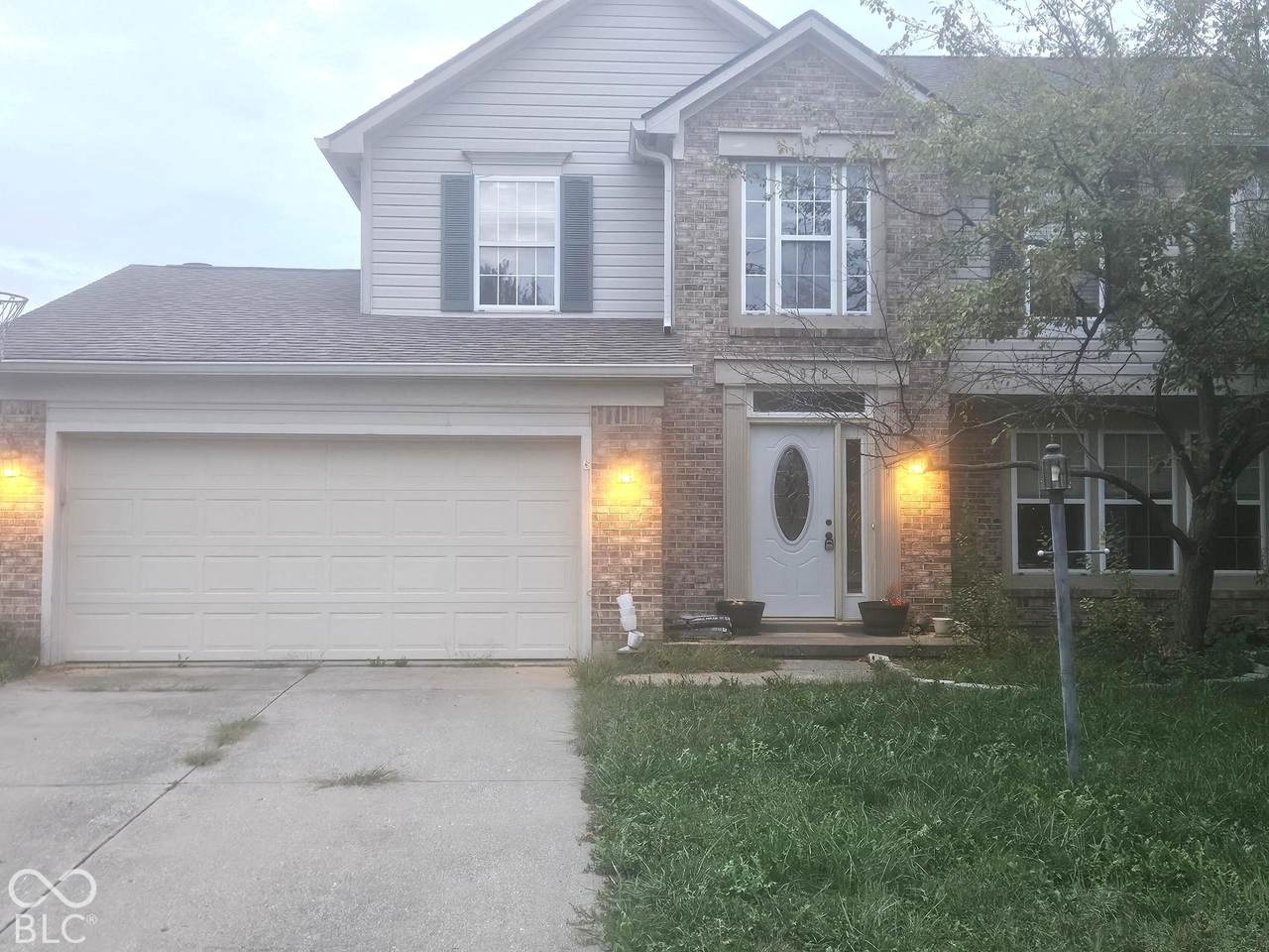 878 Waveland Lane - Photo 1
