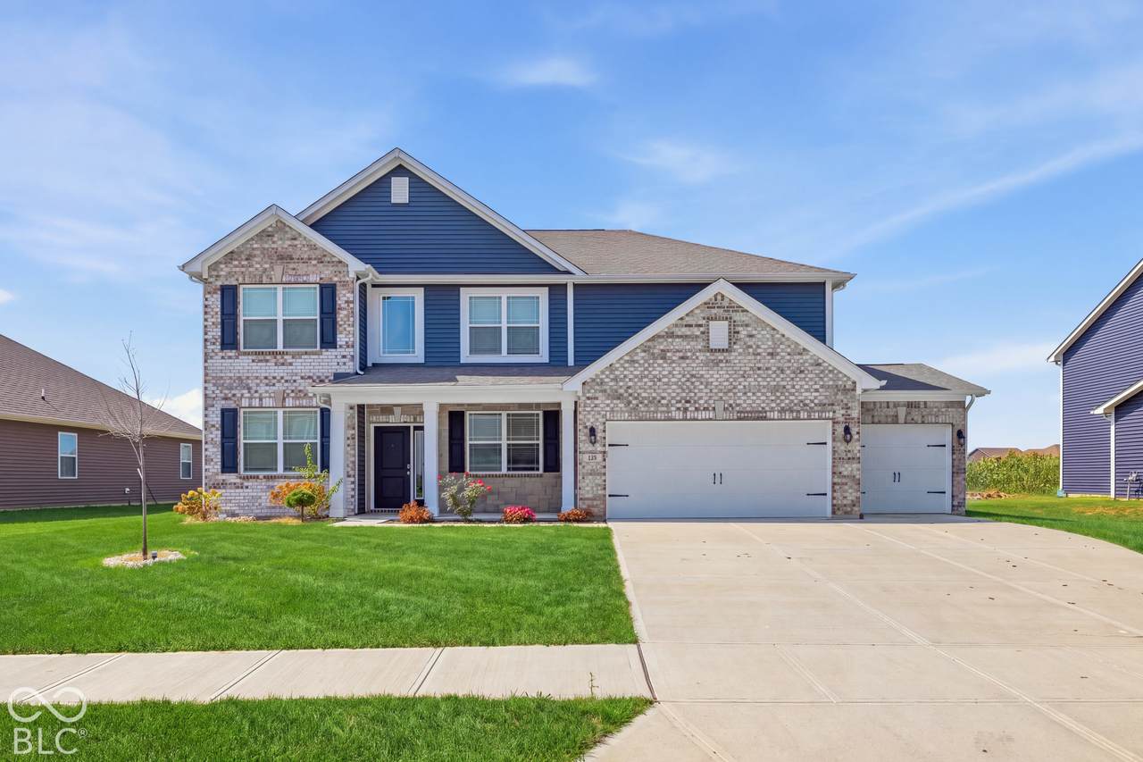 270 Dyson Drive - Photo 1