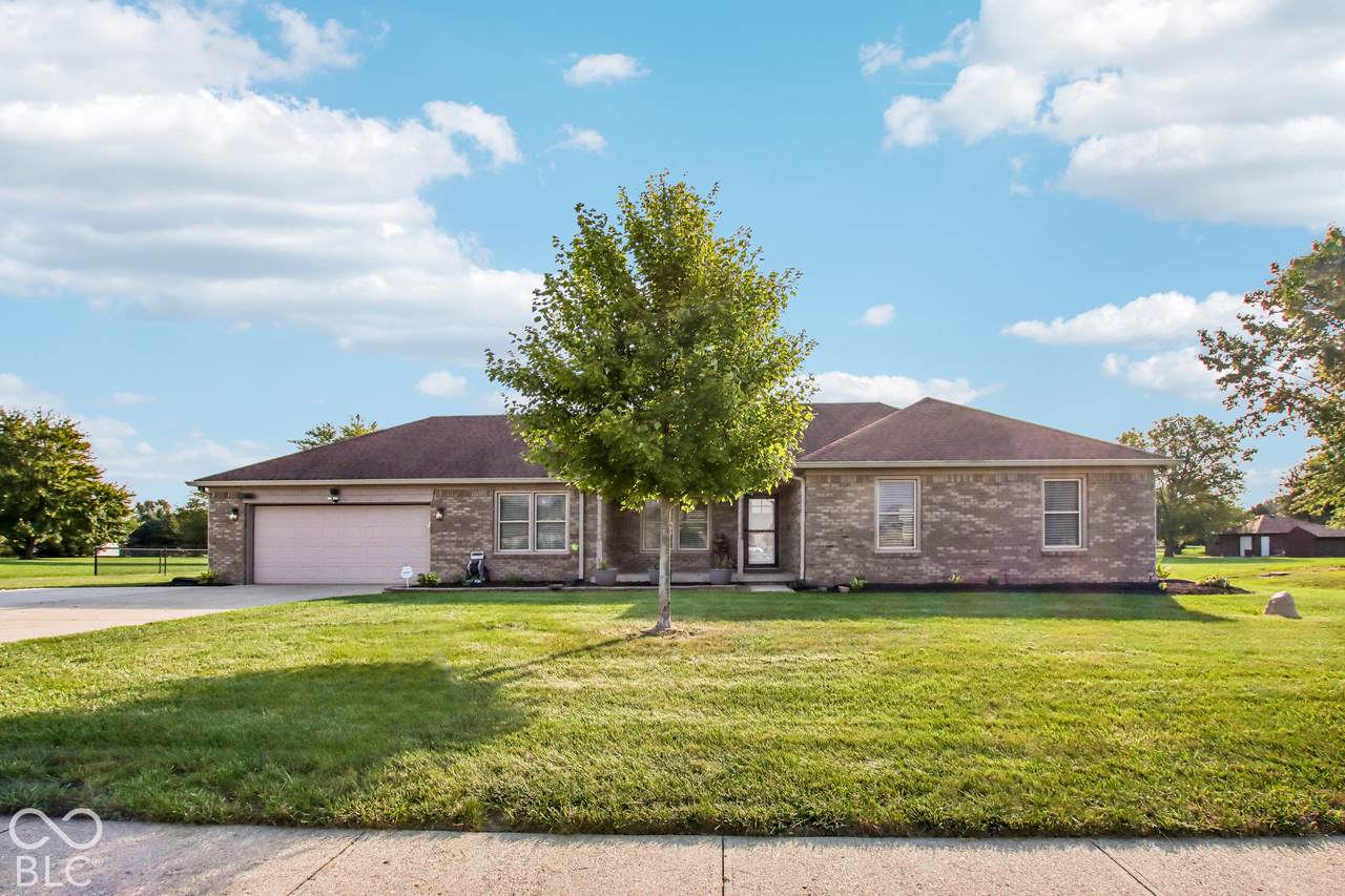 3751 County Road 900 - Photo 1