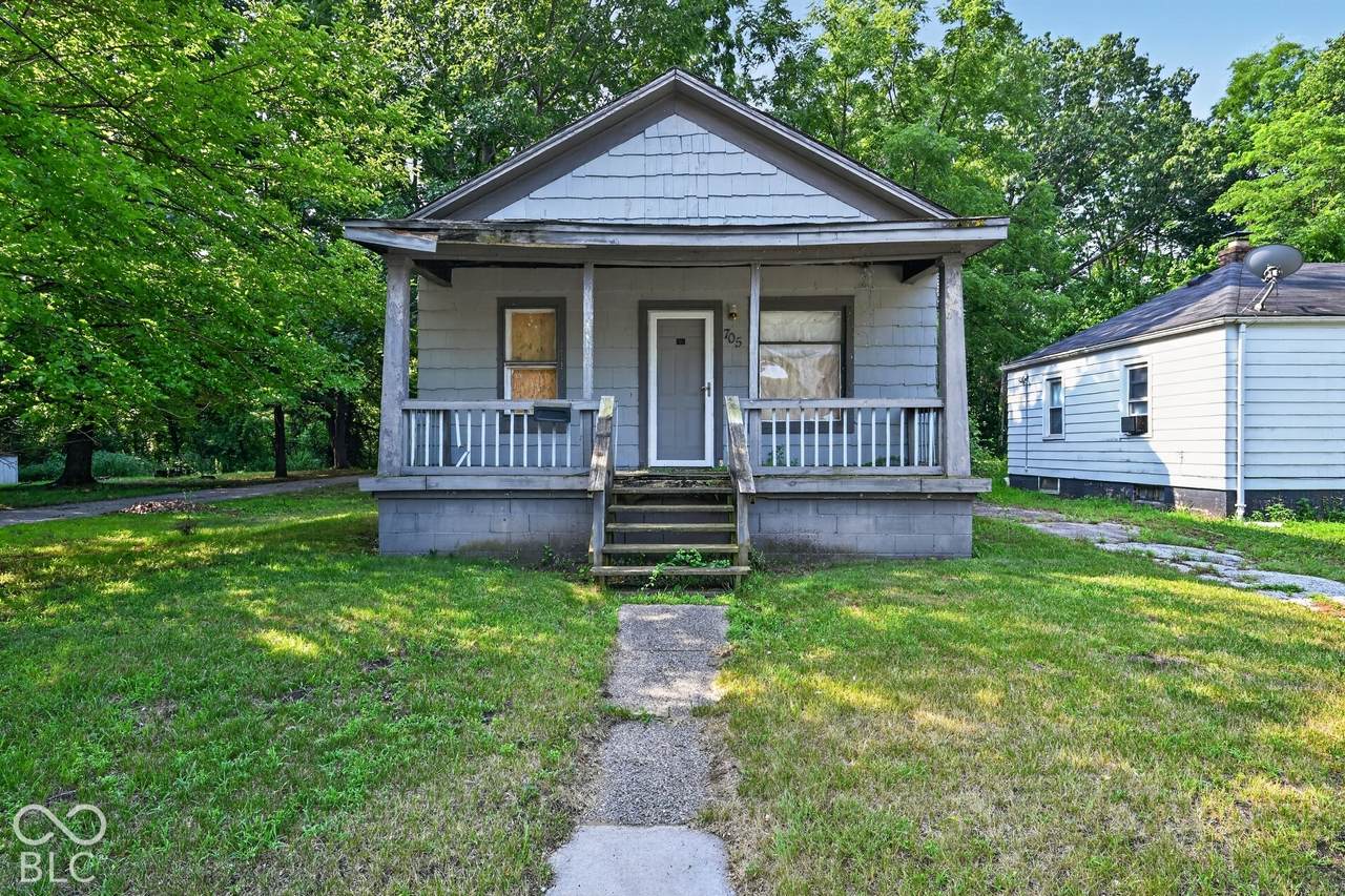 705 Emily Street - Photo 1