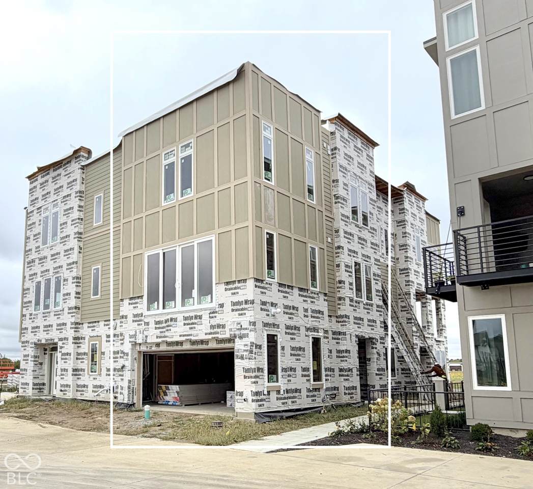 1494 Whistle Way - Photo 1