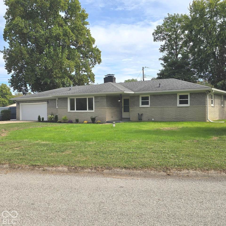 445 Tulip Drive - Photo 1