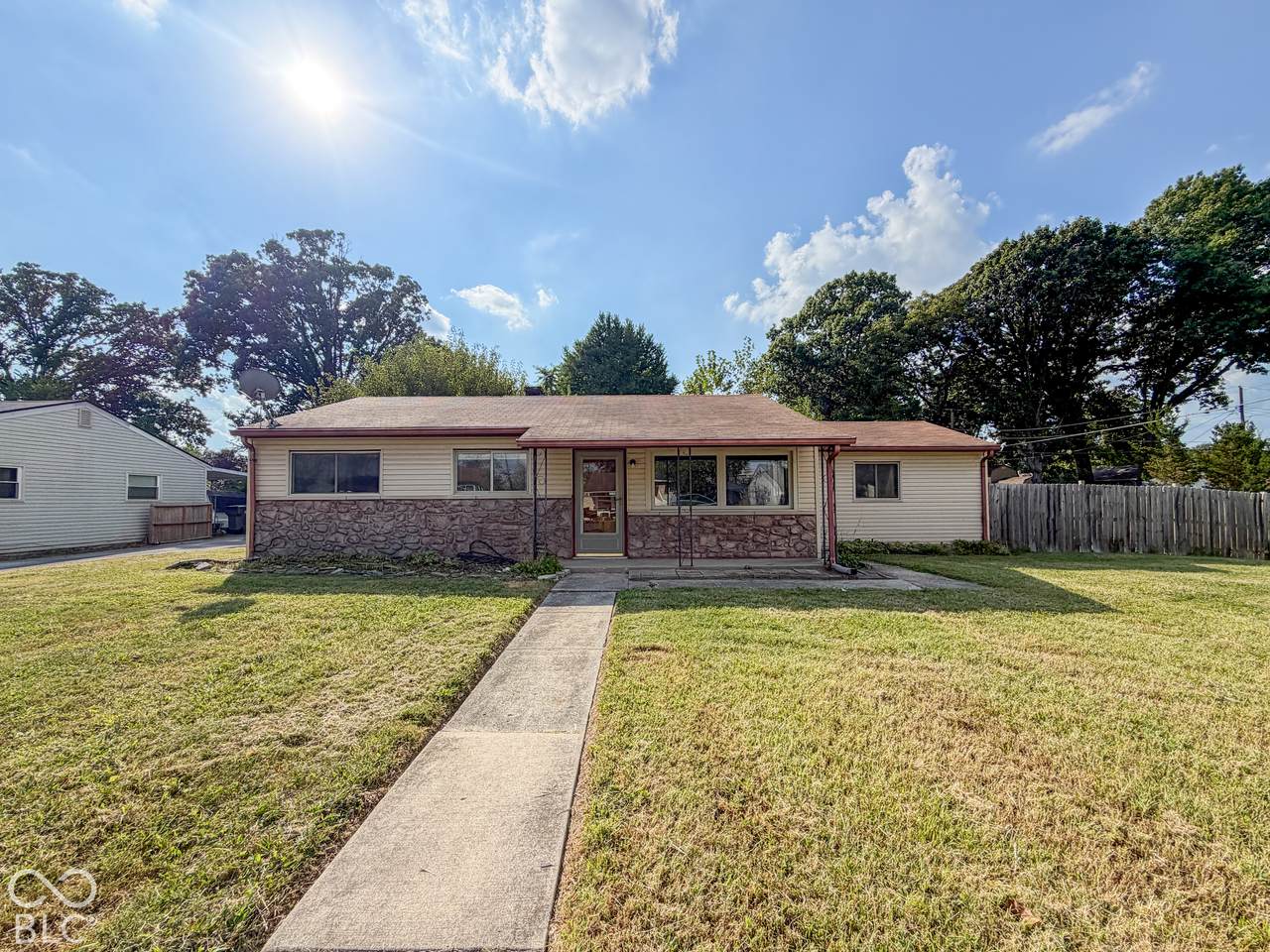 432 Kenmore Road - Photo 1