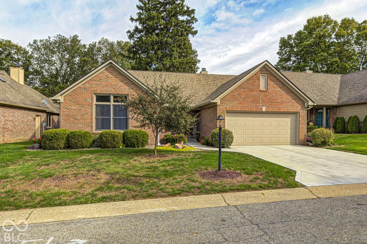 7342 Pymbroke Drive - Photo 1
