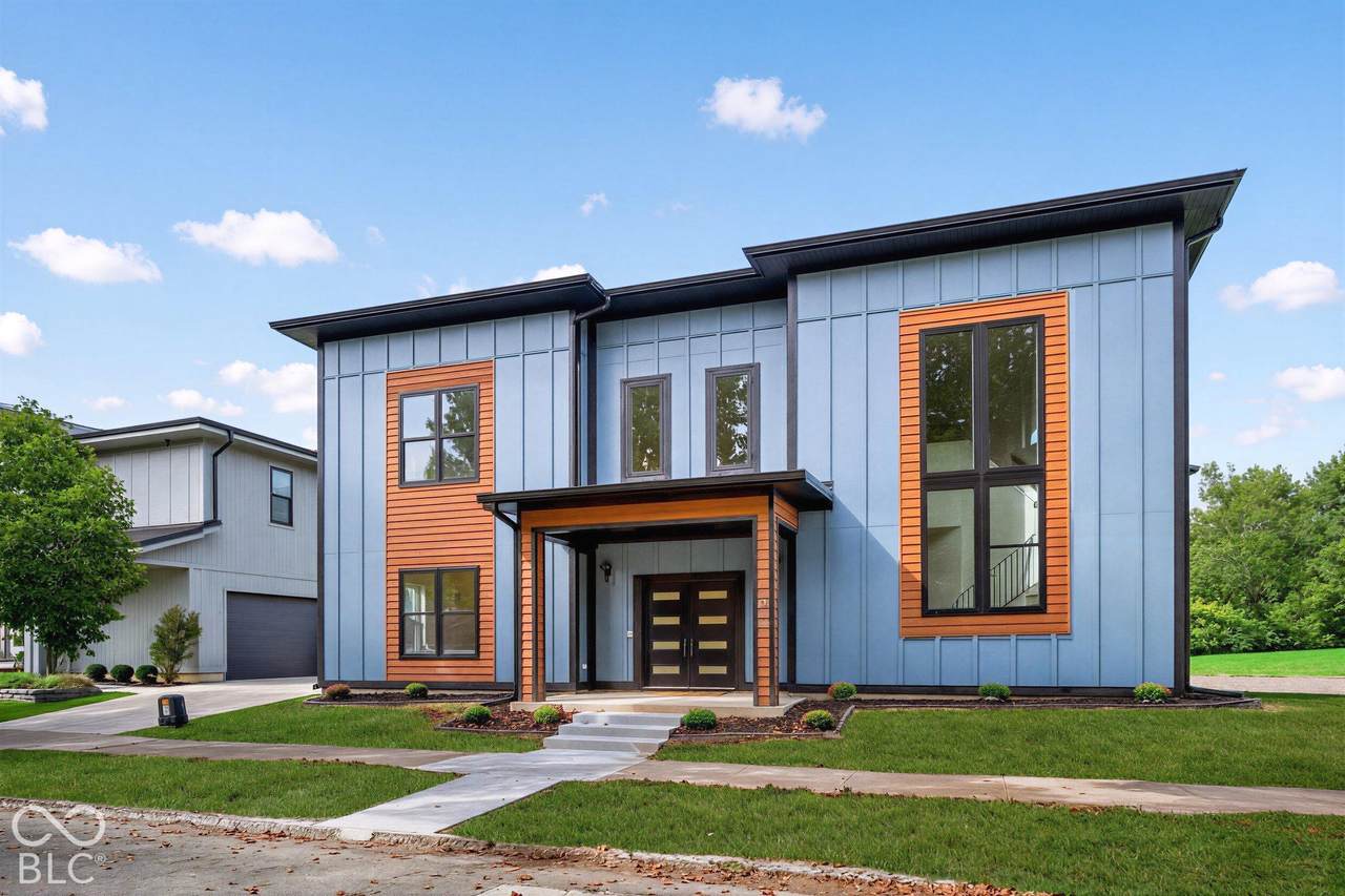 2620 Broadway Street - Photo 1