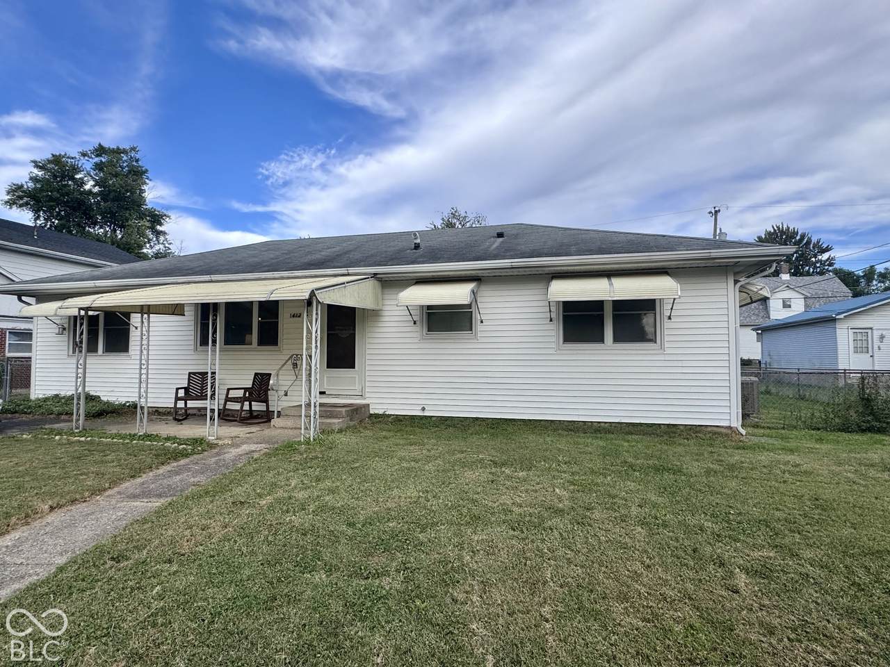 1412 Southside Drive - Photo 1