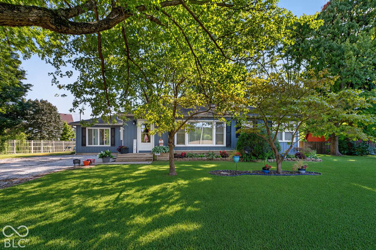 6205 300 S Road - Photo 1
