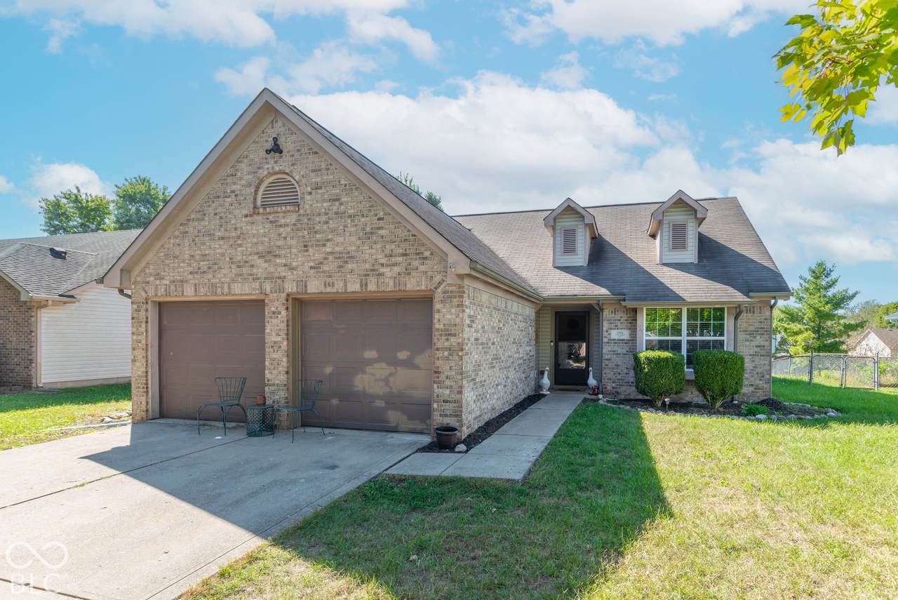 662 Red Oak Way - Photo 1